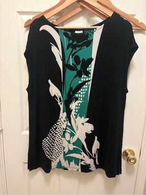 Chicos travelers size 3 
Black & Floral Panel Women's Top